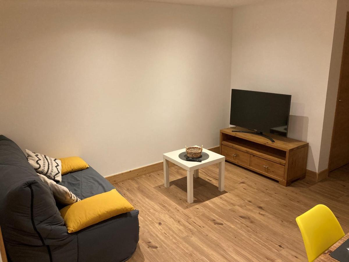 Appartement En Rez De Jardin Thenesol Экстерьер фото